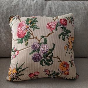 Floral 17x17 Pillow